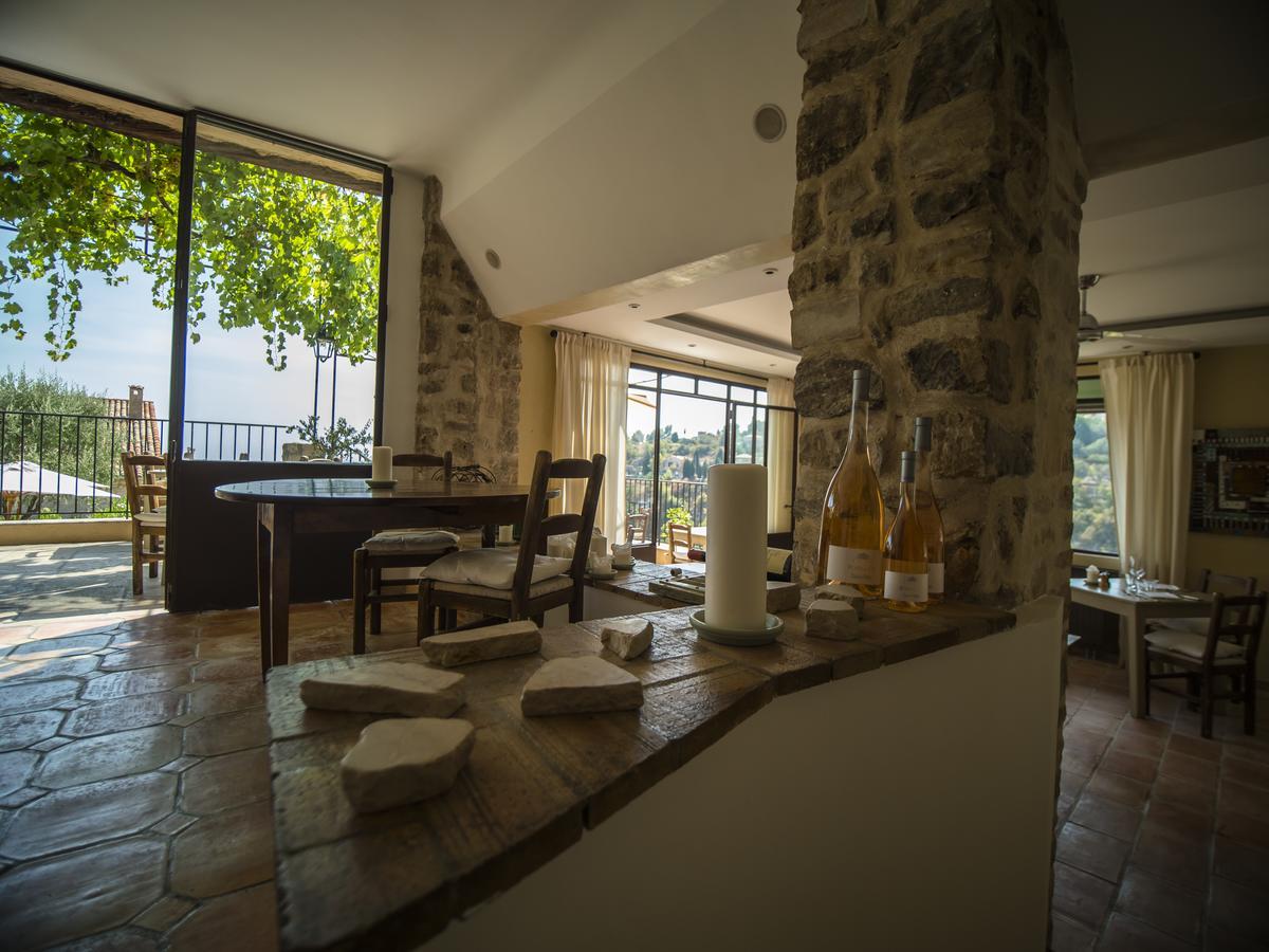 Auberge De Tourrettes Esterno foto