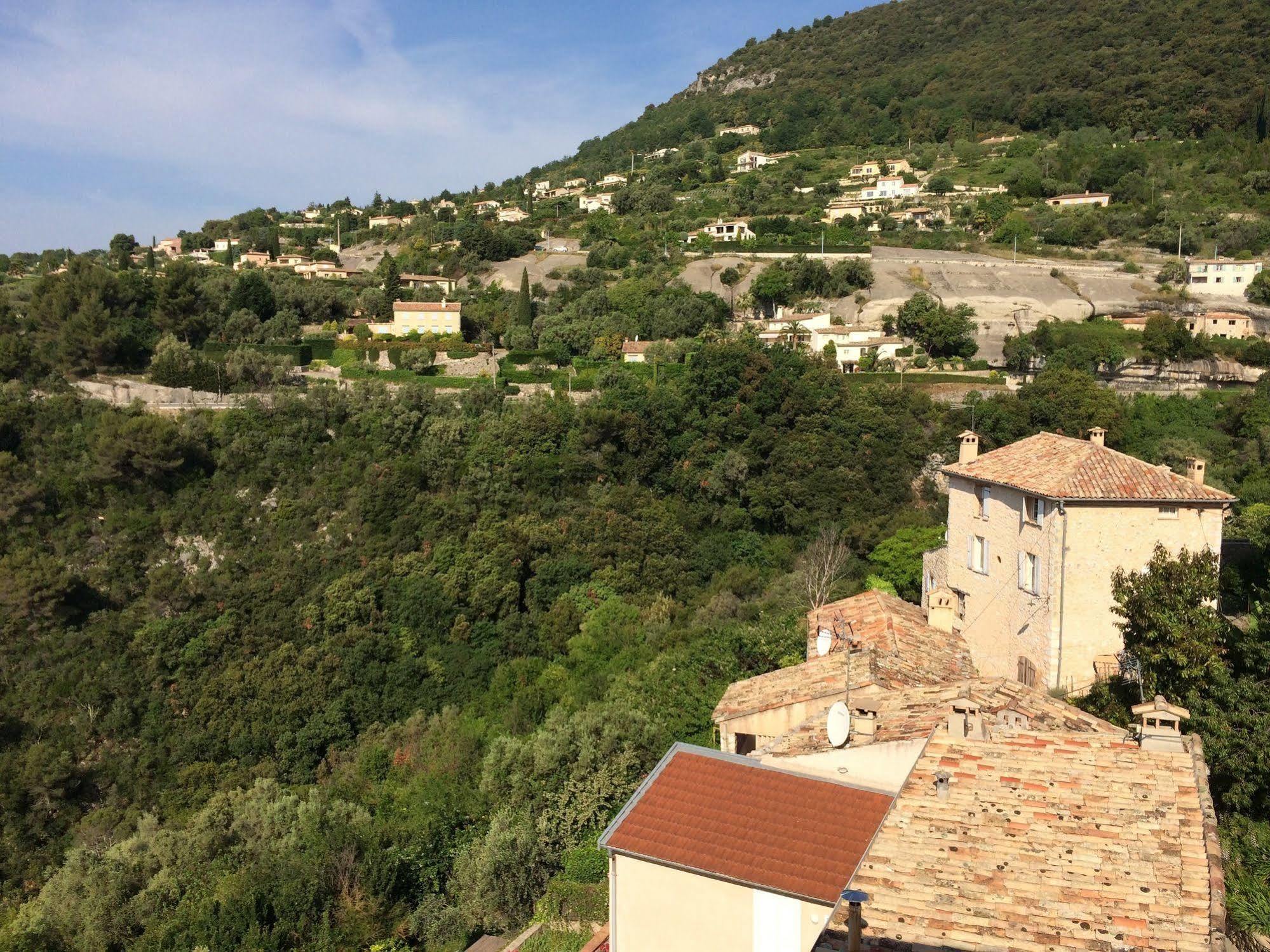 Auberge De Tourrettes Esterno foto