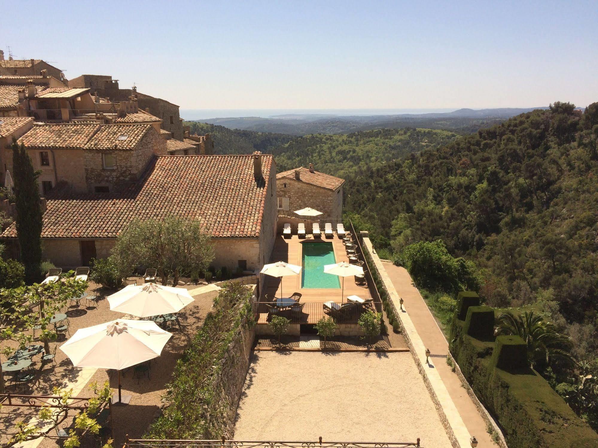 Auberge De Tourrettes Esterno foto